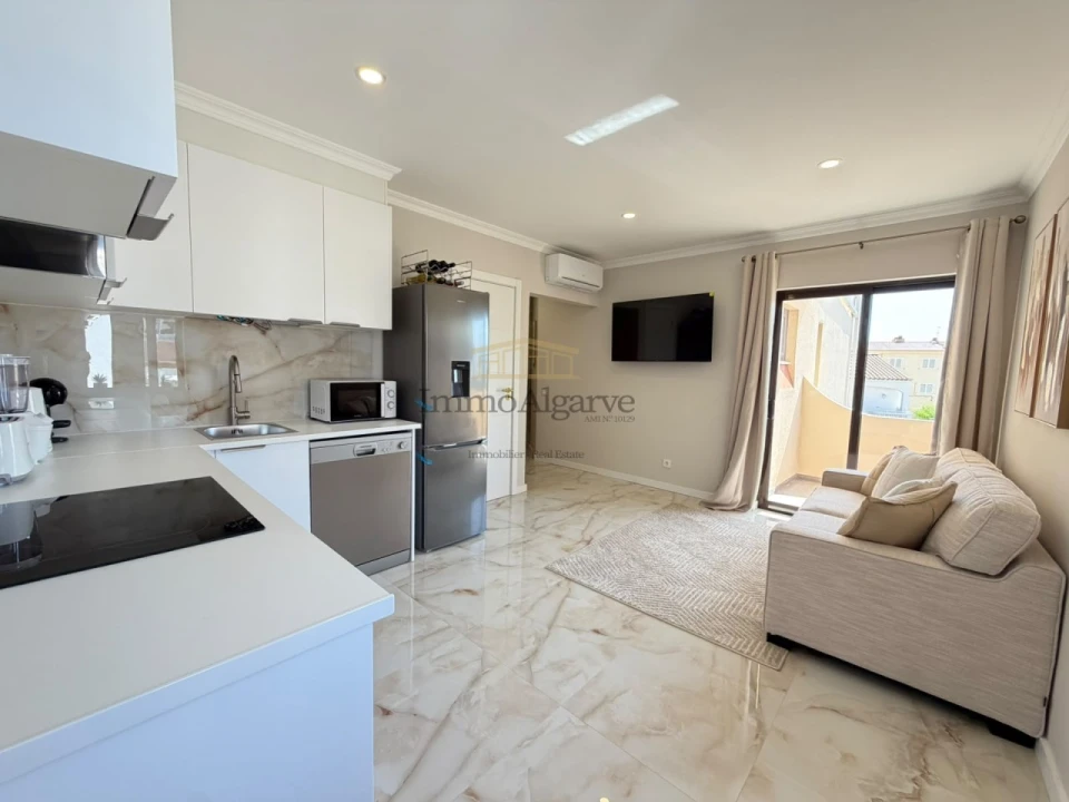 Apartamento T1 para Venda em Albufeira e Olhos de Água Foto 1