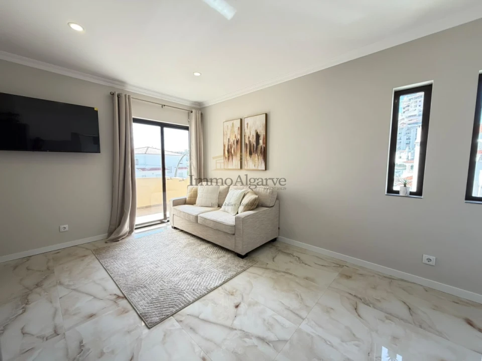 Apartamento T1 para Venda em Albufeira e Olhos de Água Foto 3