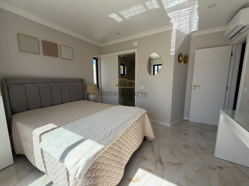 Apartamento T1 para Venda em Albufeira e Olhos de Água Foto 10