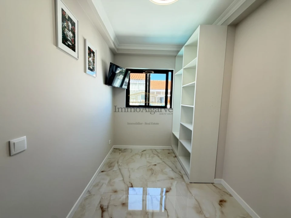 Apartamento T1 para Venda em Albufeira e Olhos de Água Foto 14