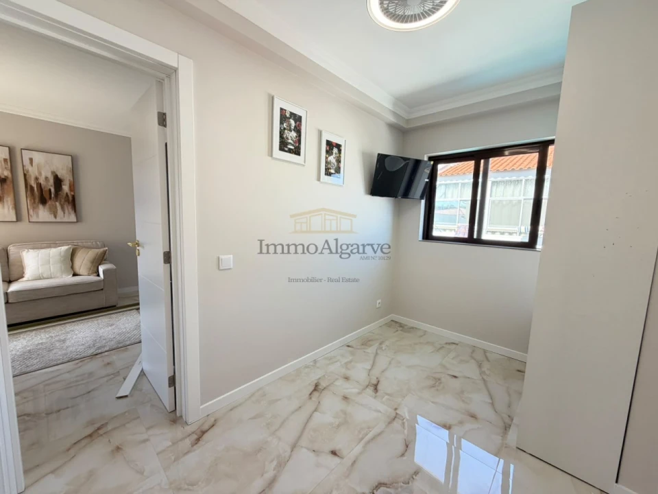 Apartamento T1 para Venda em Albufeira e Olhos de Água Foto 16