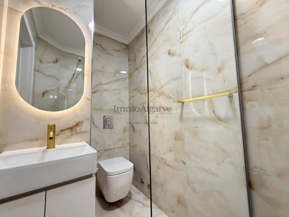Apartamento T1 para Venda em Albufeira e Olhos de Água Foto 18