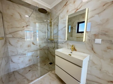 Apartamento T1 para Venda em Albufeira e Olhos de Água