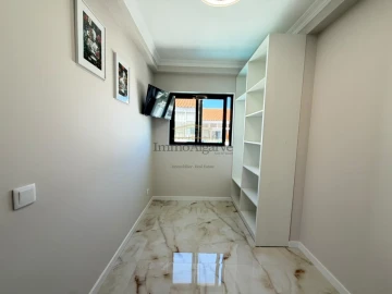 Apartamento T1 para Venda em Albufeira e Olhos de Água