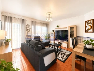 Moradia T5 para Venda em Samora Correia