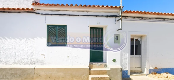 Moradia T1 para Venda em Cabeção
