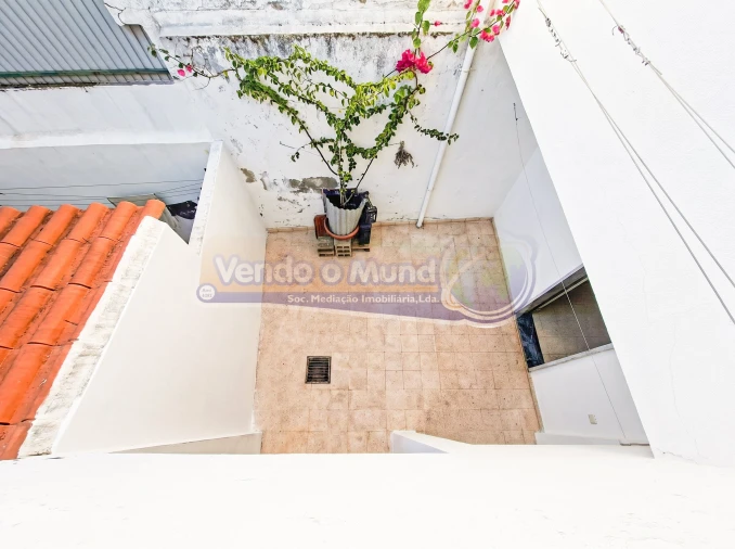 Moradia T3 para Venda em Almeirim Foto 3