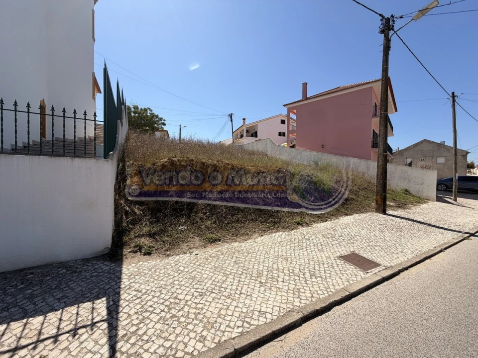 Terreno para Venda em Samora Correia Foto 3