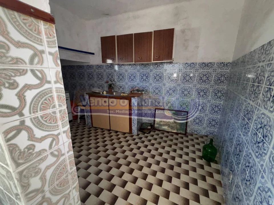 Moradia T2 para Venda em Mora Foto 14