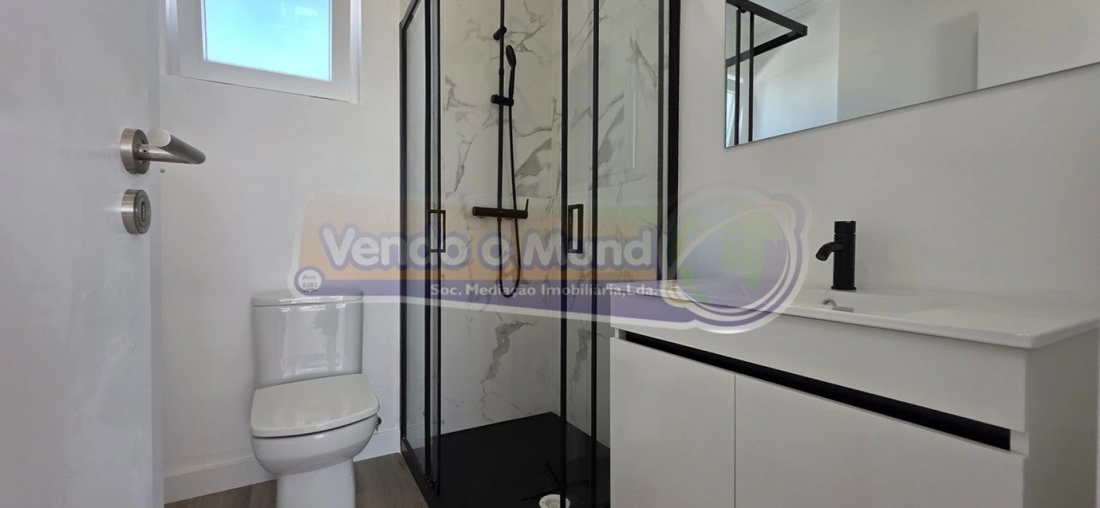 Apartamento T2 para Venda em Alverca do Ribatejo e Sobralinho Foto 12