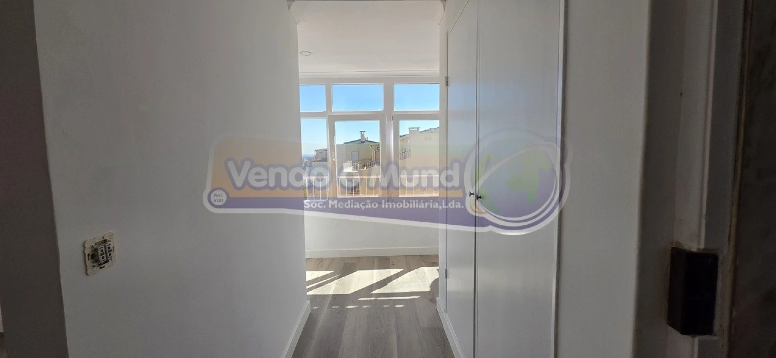 Apartamento T2 para Venda em Alverca do Ribatejo e Sobralinho Foto 9