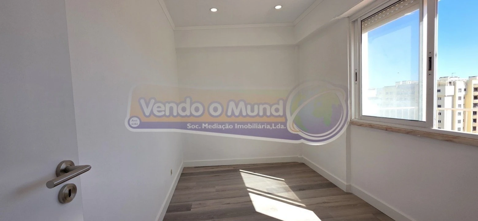 Apartamento T2 para Venda em Alverca do Ribatejo e Sobralinho Foto 15
