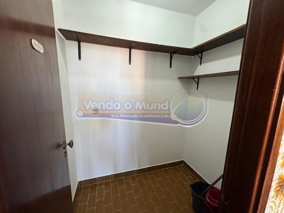 Apartamento T2 para Venda em Benavente Foto 3