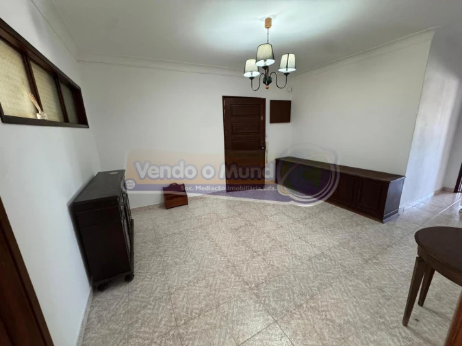 Apartamento T2 para Venda em Benavente Foto 4
