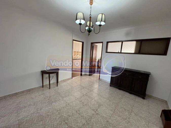 Apartamento T2 para Venda em Benavente Foto 5