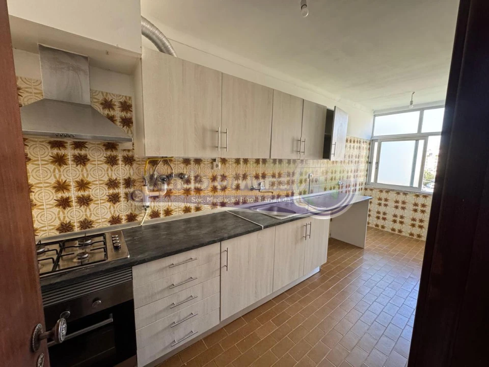 Apartamento T2 para Venda em Benavente Foto 1