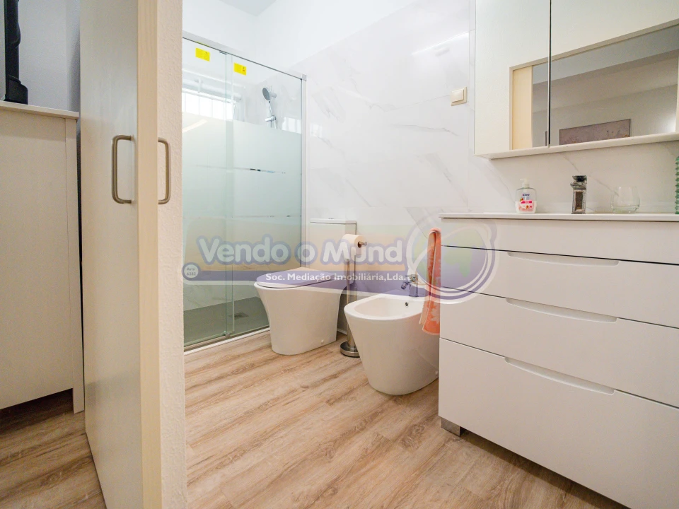 Moradia T6 para Venda em Benavente Foto 16