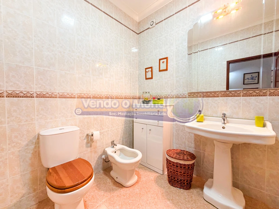 Moradia T4 para Venda em Benavente Foto 13