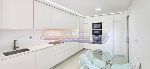 Apartamento T3 para Venda em Alverca do Ribatejo e Sobralinho