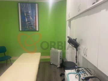 Loja para Venda em Albufeira e Olhos de Água