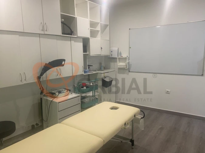 Loja para Venda em Albufeira e Olhos de Água Foto 6