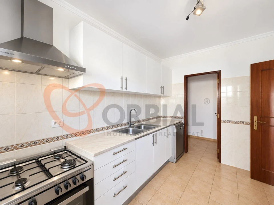 Moradia T2 para Venda em Albufeira e Olhos de Água Foto 9