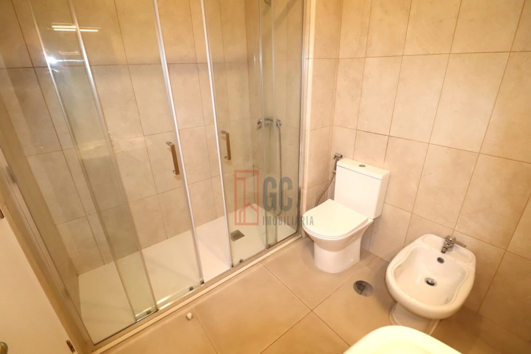 Apartamento T2 para Venda em Canidelo Foto 12