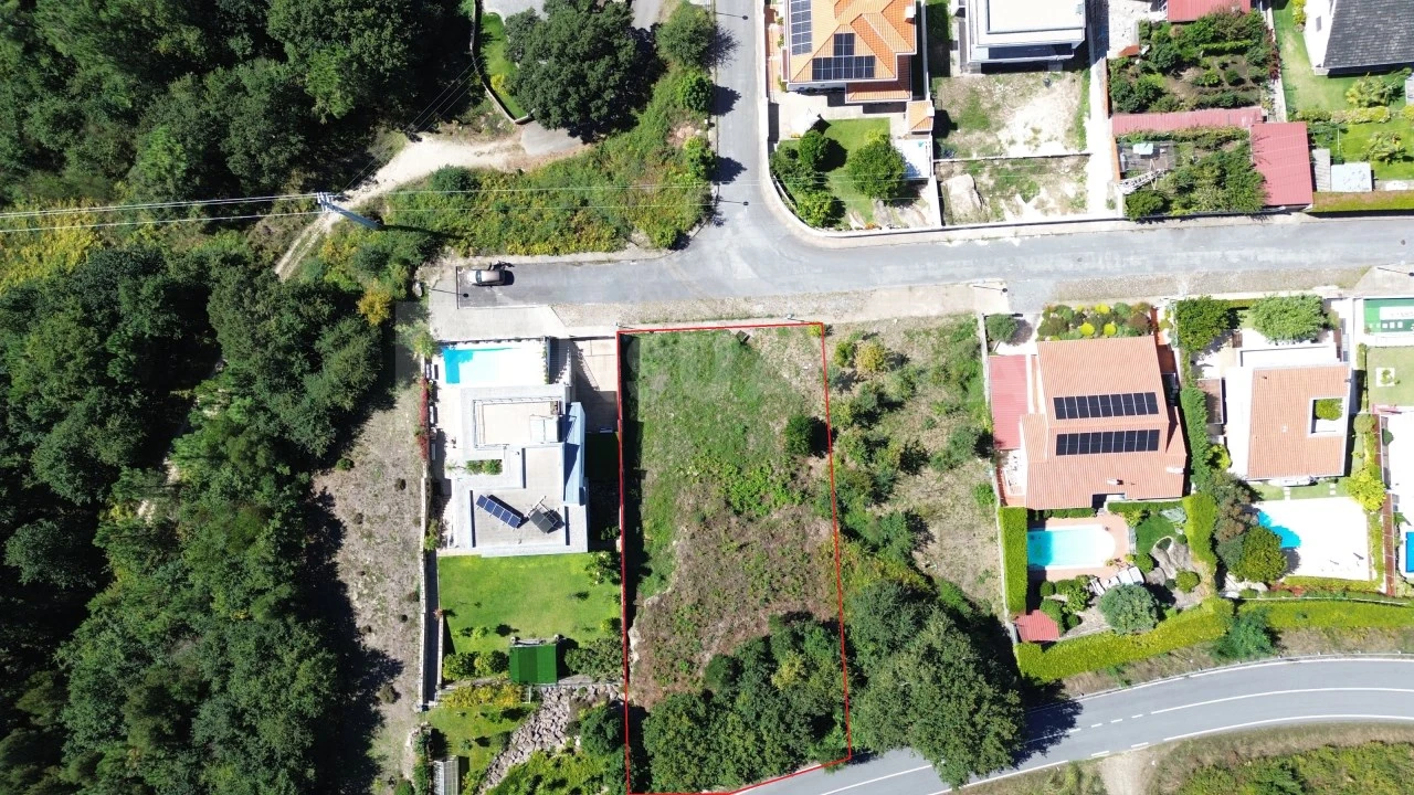 Terreno para Venda em Loivo Foto 2