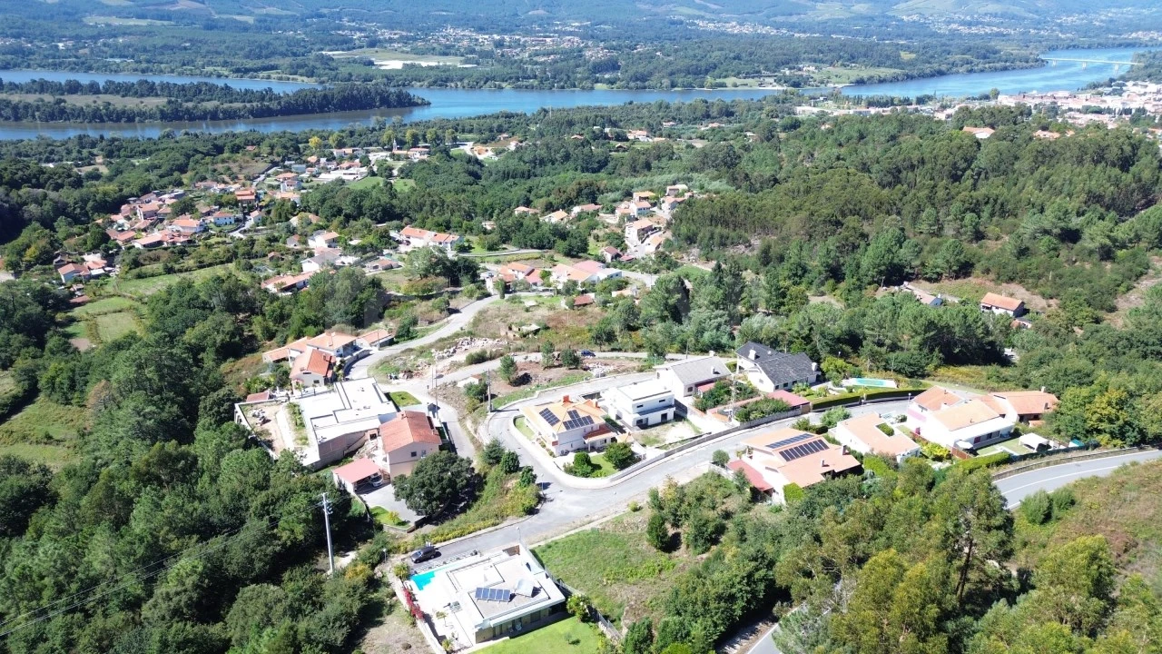 Terreno para Venda em Loivo Foto 5