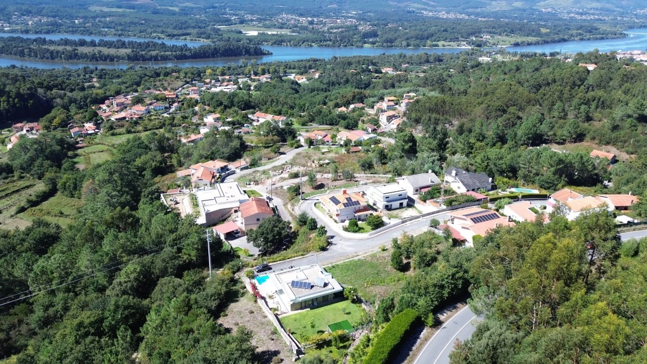 Terreno para Venda em Loivo Foto 6