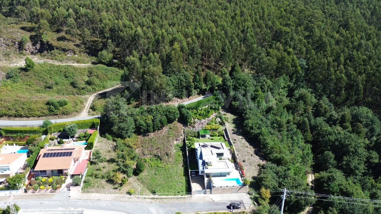 Terreno para Venda em Loivo Foto 9