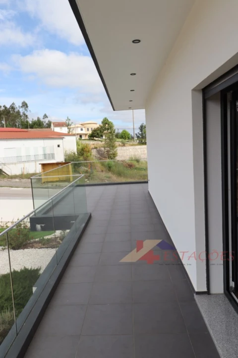 Moradia T4 para Venda em Pombal