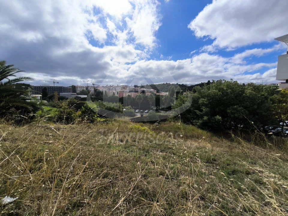 Terreno para Venda em Marvila, Ribeira Santarém, São Salvador, São Nicolau Foto 1