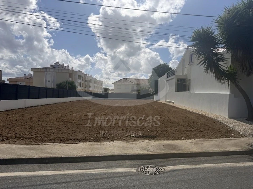 Terreno para Venda em Vialonga Foto 2