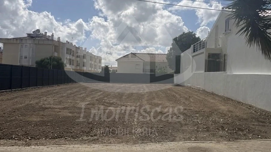 Terreno para Venda em Vialonga