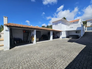 Moradia T2 para Venda em Coz, Alpedriz e Montes