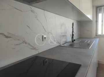 Apartamento T2 para Venda em Agualva e Mira-Sintra