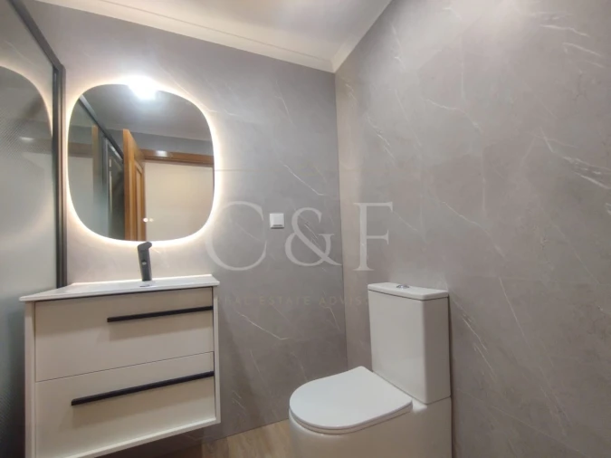 Apartamento T2 para Venda em Agualva e Mira-Sintra Foto 22