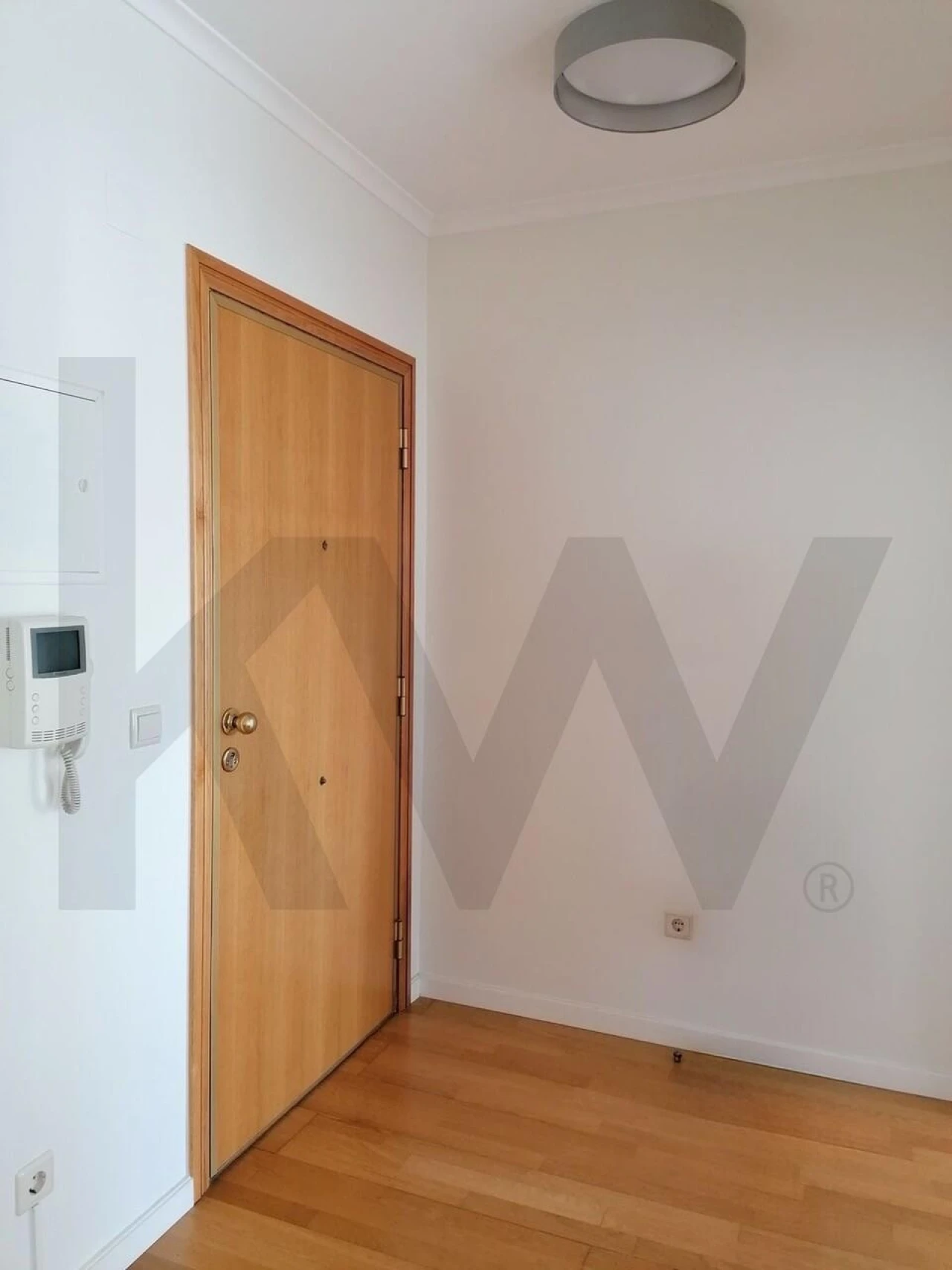 Apartamento T1 para Arrendamento em Carnaxide e Queijas Foto 11