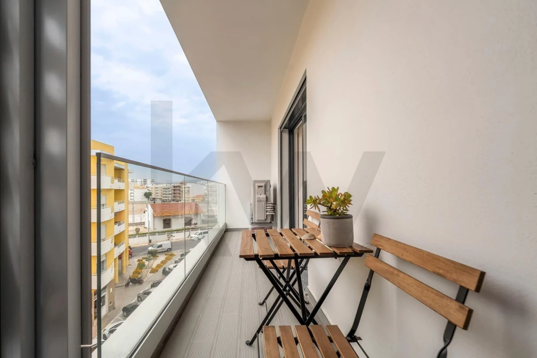 Apartamento T2 para Venda em Olhão Foto 9