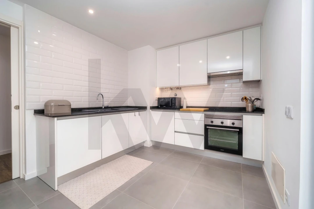 Apartamento T2 para Venda em Olhão Foto 4