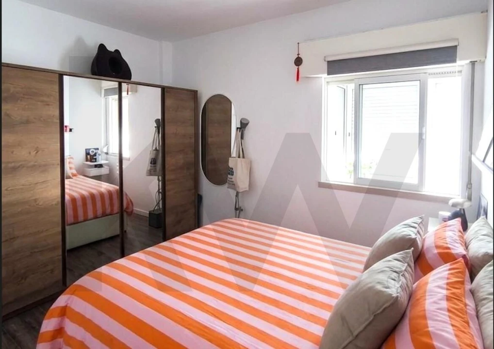 Apartamento T1 para Venda em Águas Livres Foto 8