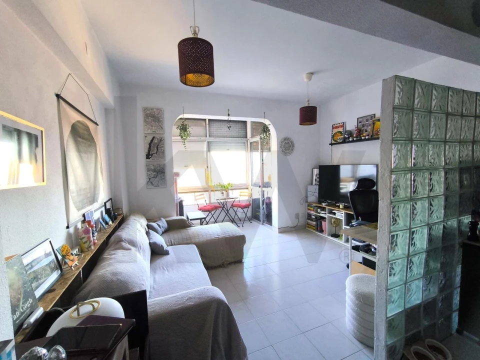 Apartamento T1 para Venda em Águas Livres Foto 3