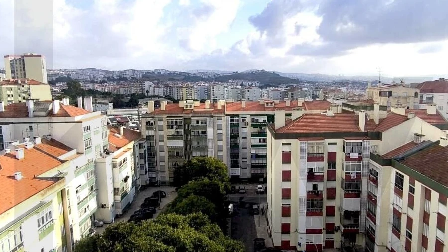 Apartamento T1 para Venda em Águas Livres