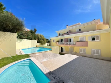 Apartamento T2 para Arrendamento em Cascais e Estoril