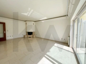 Apartamento T2 para Arrendamento em Cascais e Estoril