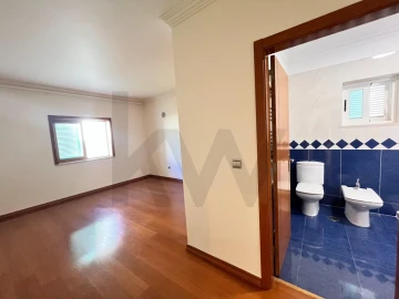 Apartamento T2 para Arrendamento em Cascais e Estoril