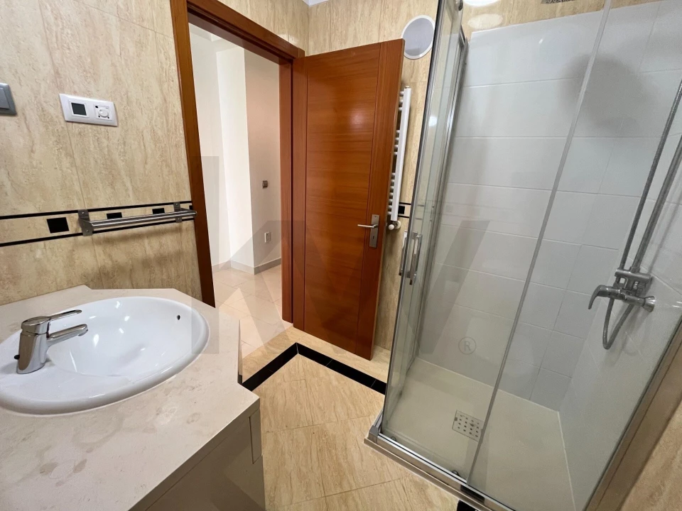 Apartamento T2 para Arrendamento em Cascais e Estoril Foto 14