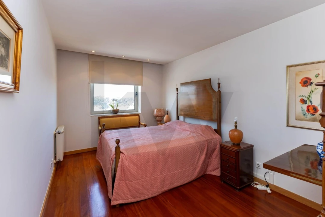 Apartamento T3 para Venda em Aldoar, Foz do Douro e Nevogilde Foto 21