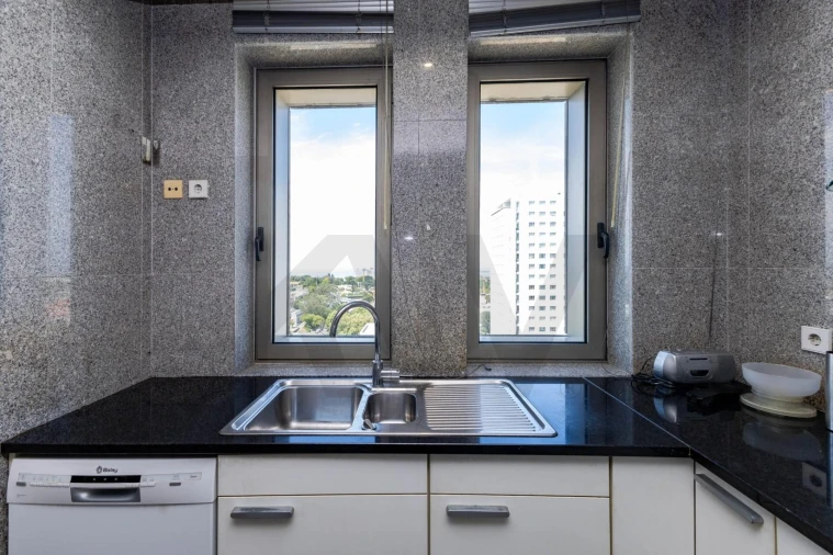 Apartamento T3 para Venda em Aldoar, Foz do Douro e Nevogilde Foto 10